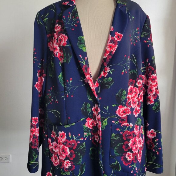 Eloquii Blue Floral Women’s Crepe Blazer (Size:16) - Picture 5 of 16